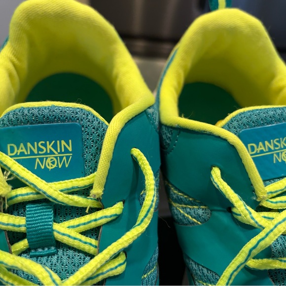 Athletic Works Women's Teal and Yellow Sneakers - Picture 4 of 4